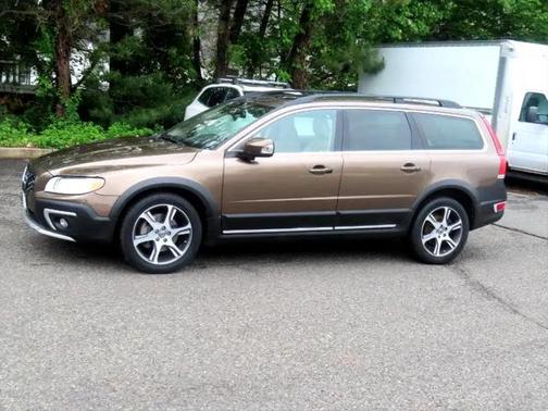 2015 Volvo XC70 T6 Platinum