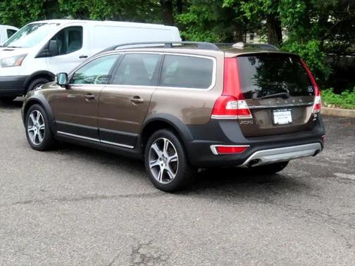 2015 Volvo XC70 T6 Platinum