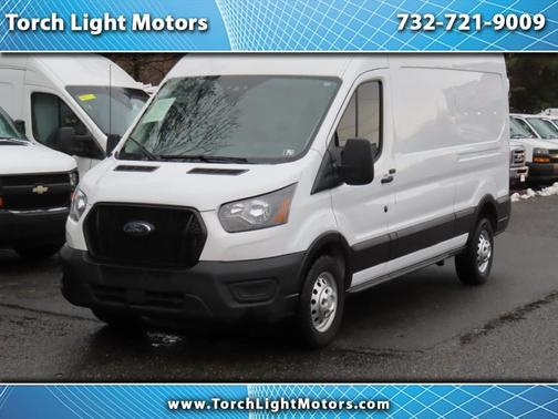 2022 Ford Transit-250 Base