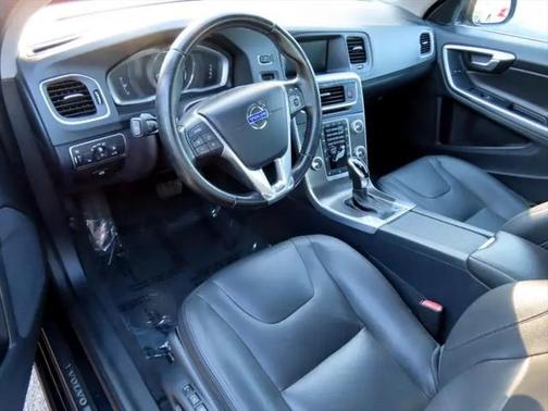 2016 Volvo S60 T5 Drive-E Premier