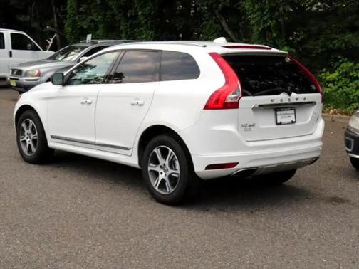 2015 Volvo XC60 T6 Premier Plus