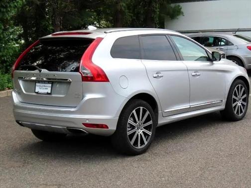 2017 Volvo XC60 T6 Inscription