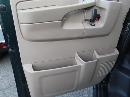 2009 Chevrolet Express 3500 LS Extended Wagon