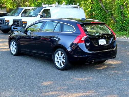 2016 Volvo V60 T5 Drive-E Premier