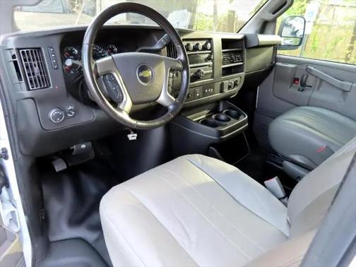 2017 Chevrolet Express 3500 3500 Cargo Extended