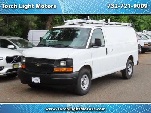 White 2017 Chevrolet Express 2500 LT