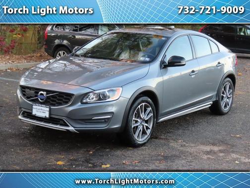 2016 Volvo S60 Cross Country T5 Platinum