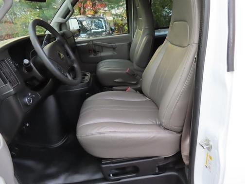 2017 Chevrolet Express 2500 Work Van