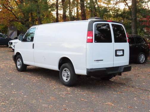 2017 Chevrolet Express 2500 Work Van