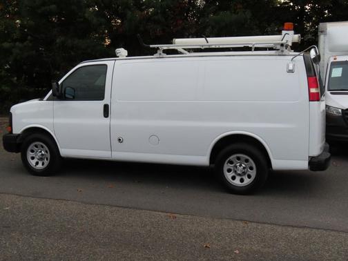 2014 Chevrolet Express 1500 1500 Cargo