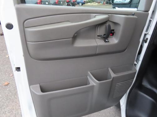2014 Chevrolet Express 1500 1500 Cargo