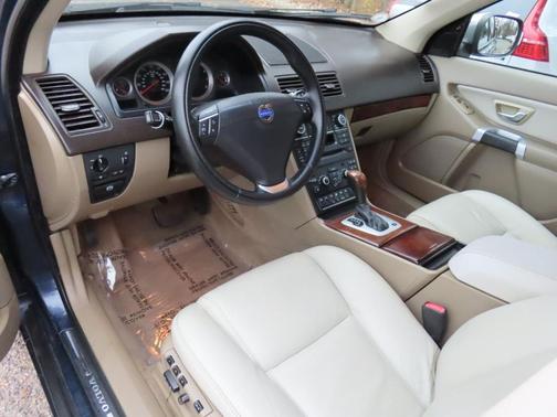 2014 Volvo XC90 AWD 4dr