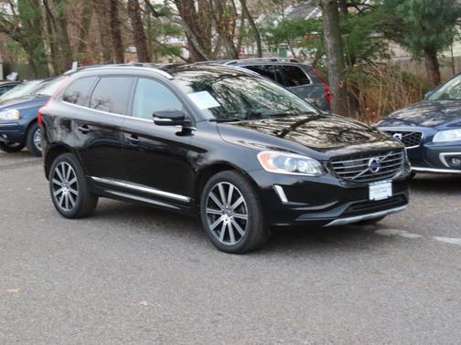 2017 Volvo XC60 T6 Inscription