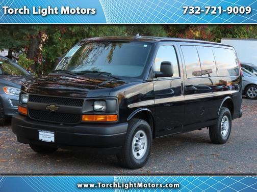 2017 Chevrolet Express 2500 LS