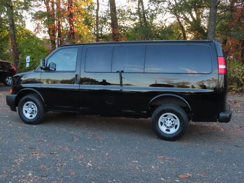 2017 Chevrolet Express 2500 LS