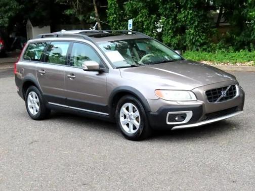 2008 Volvo XC70 Cross Country