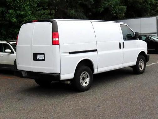 2021 Chevrolet Express 2500 RWD 2500 Regular Wheelbase WT