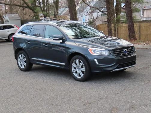2016 Volvo XC60 T6 Drive-E