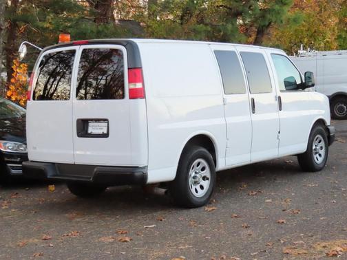 2013 Chevrolet Express 1500 1500 Cargo