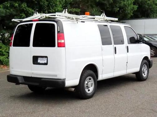 2011 Chevrolet Express 2500 Work Van