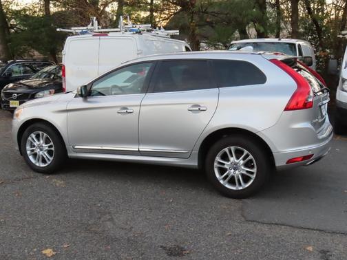 2016 Volvo XC60 T5 Premier