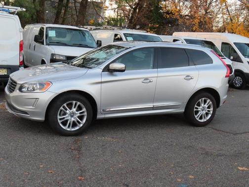 2016 Volvo XC60 T5 Premier