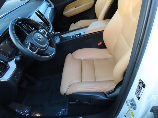 2018 Volvo XC60 T5 Inscription