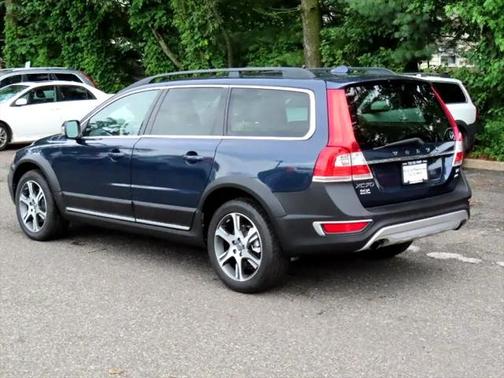2015 Volvo XC70 T6