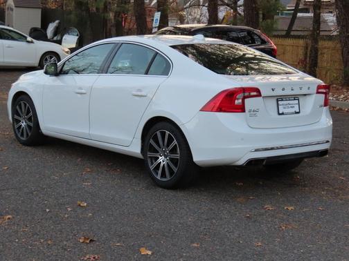 2017 Volvo S60 Inscription T5 Platinum