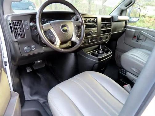 2019 Chevrolet Express 3500 3500 Cargo