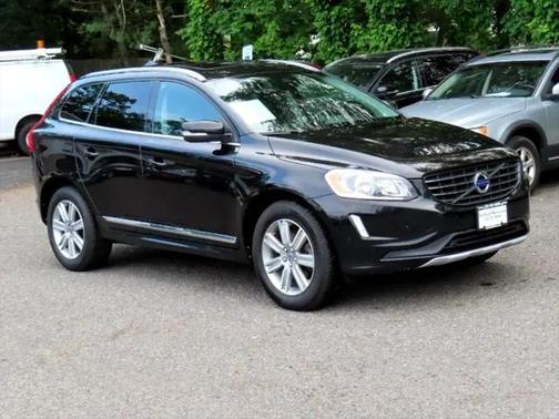 2017 Volvo XC60 T5 Inscription
