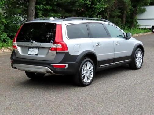 2016 Volvo XC70 T5 Platinum