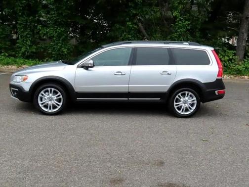 2016 Volvo XC70 T5 Platinum