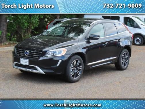 Black 2017 Volvo XC60 T5 Dynamic