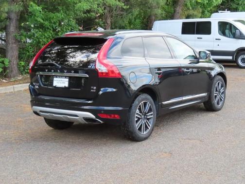 Black 2017 Volvo XC60 T5 Dynamic
