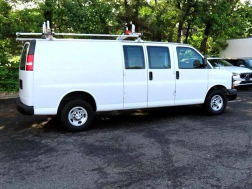 2016 Chevrolet Express 2500 EXTENDED