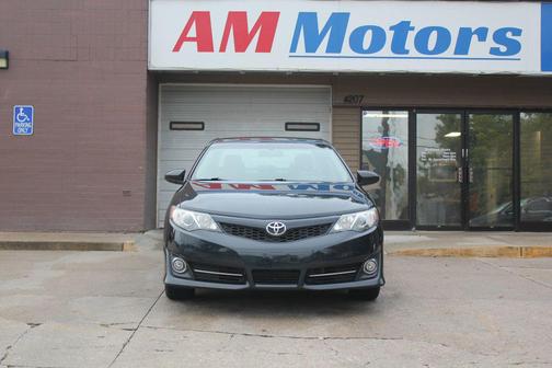 2014 Toyota Camry SE