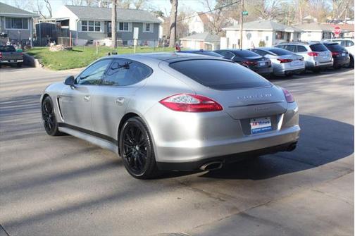 2012 Porsche Panamera 4