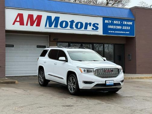 2019 GMC Acadia Denali