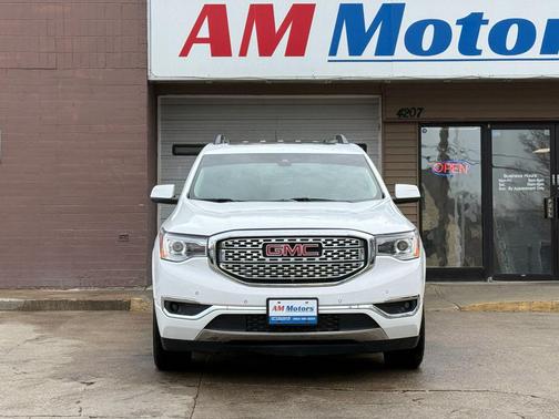 2019 GMC Acadia Denali