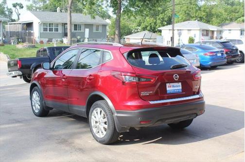 2021 Nissan Rogue Sport SV