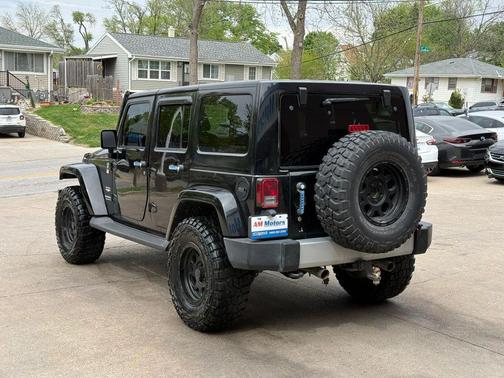 Black Clearcoat 2015 Jeep Wrangler Unlimited Sahara