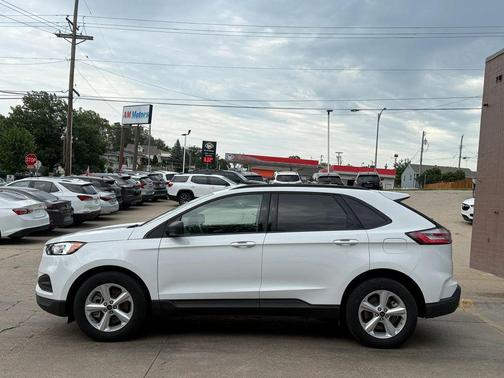 White 2024 Ford Edge Sport