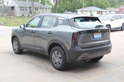 2025 Nissan Kicks S