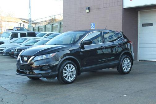2020 Nissan Rogue Sport S