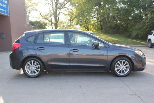2014 Subaru Impreza 2.0i Premium