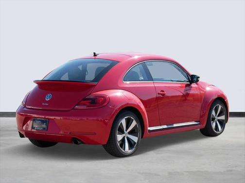 2012 Volkswagen Beetle Base