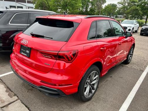 2024 Audi Q3 Premium 45 TFSI S line quattro Tiptronic