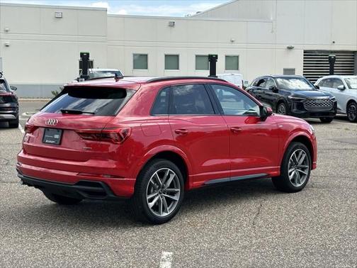 2024 Audi Q3 Premium 45 TFSI S line quattro Tiptronic