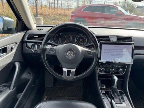 2015 Volkswagen Passat 2.0L TDI DSG SEL Premium